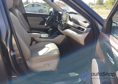 2022 Toyota Highlander Xle from USA, damaged, VIN 5TDGZRAH5NS554538